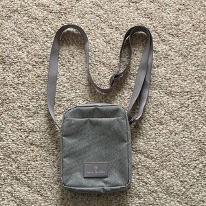 Vera Bradley Crossbody Bag Grey
